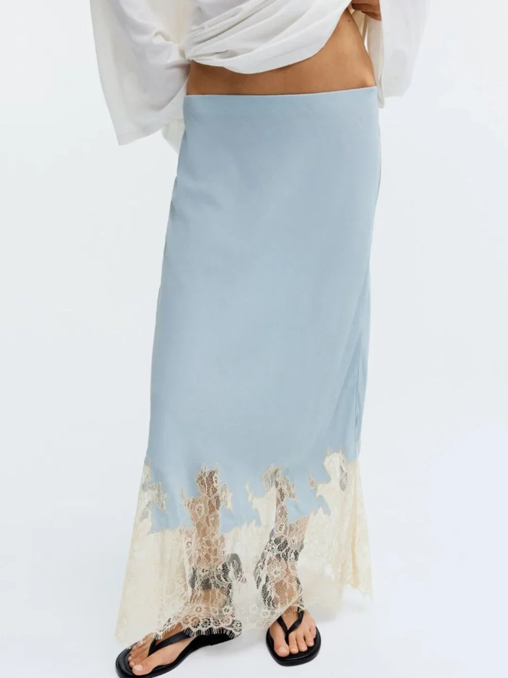 H & M Lace Trimmed Skirt